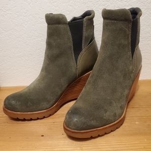 Sorel After Hours Waterproof Chelsea Boot Wedges in Olive